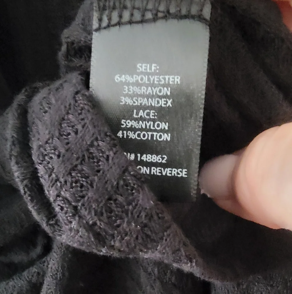 Torrid Waffle Knit Tunic Top w/ Lace Sleeves – NWT – Size 1X (14/16) - Picture 4 of 5